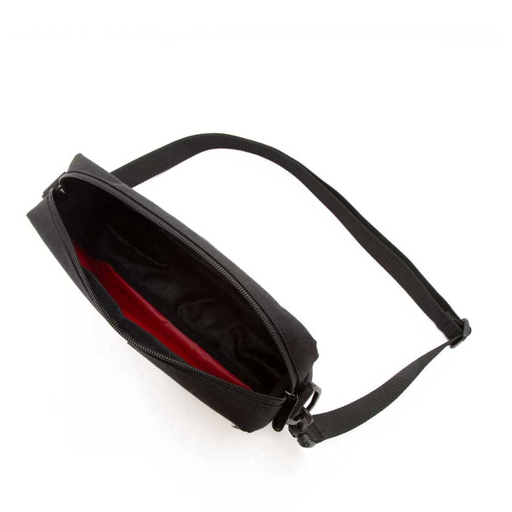 Jogger (L) JPN – Manhattan Portage