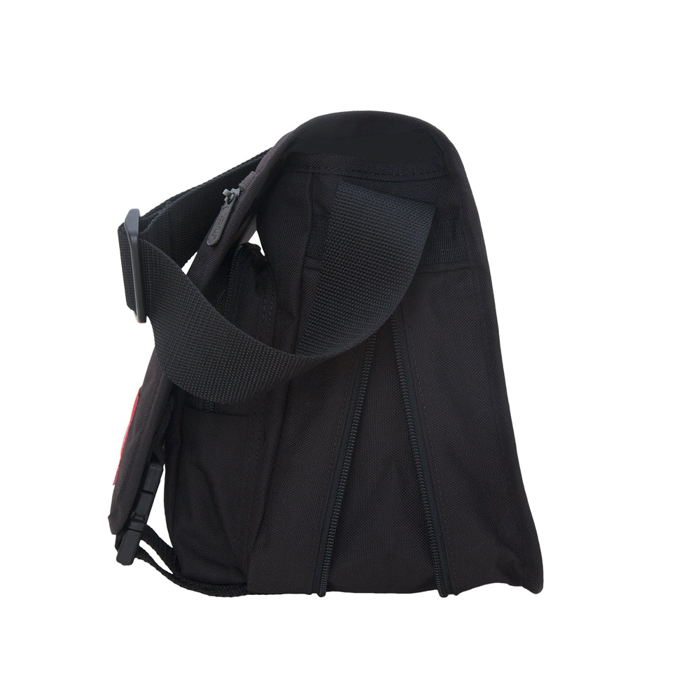 Manhattan Portage Europa (SM) With Back Zipper and Compartments