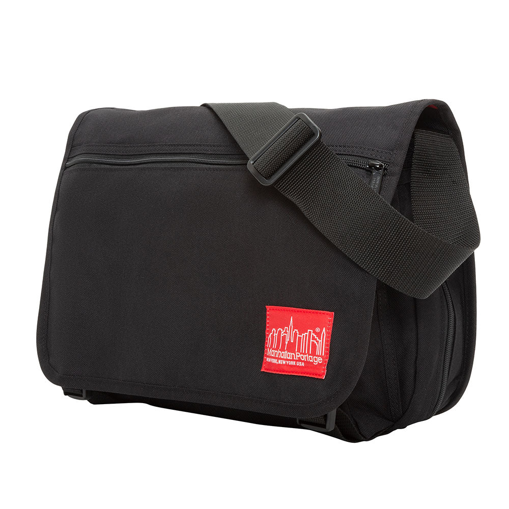 Manhattan Portage Europa (MD) With Back Zipper and Compartments