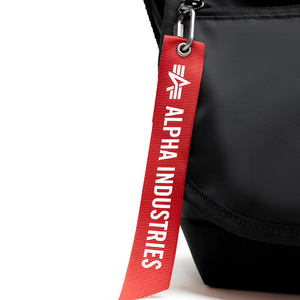 Manhattan Portage Nylon Messenger Bag JR (SM) ALPHA INDUSTRIES black zipper puller
