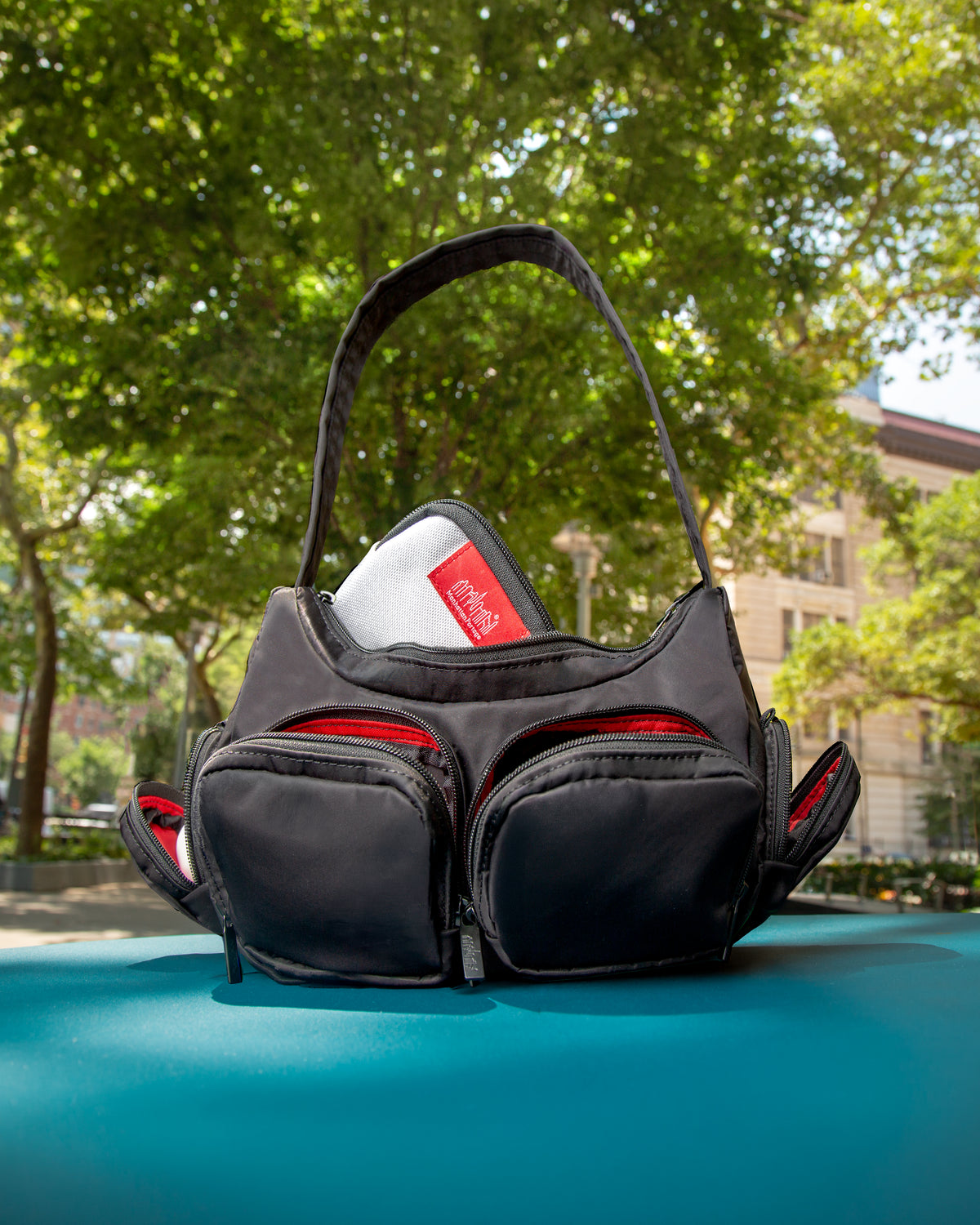 Manhattan Portage Parkline Bag open pockets