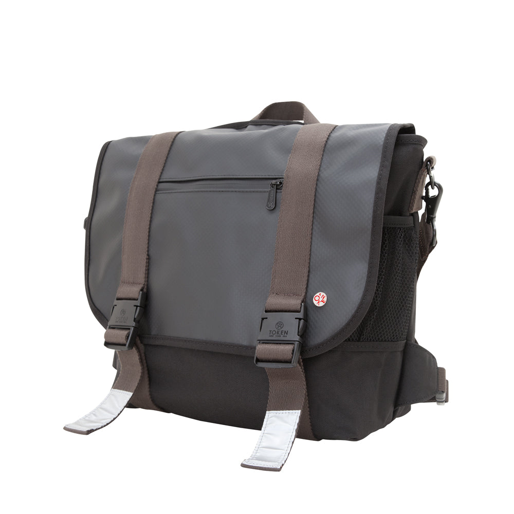Manhattan Portage Lorimer Matt Vinyl Messenger Bag(M)