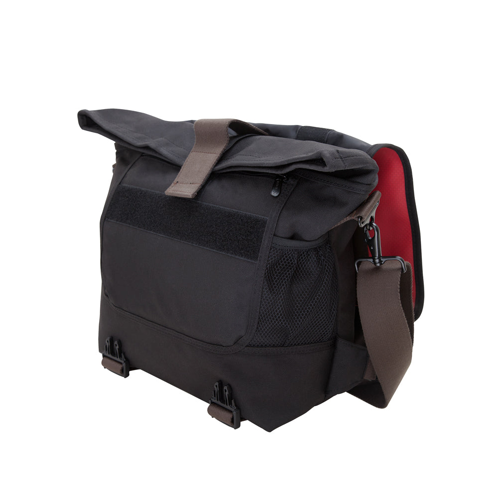 Manhattan Portage Lorimer Matt Vinyl Messenger Bag(M)